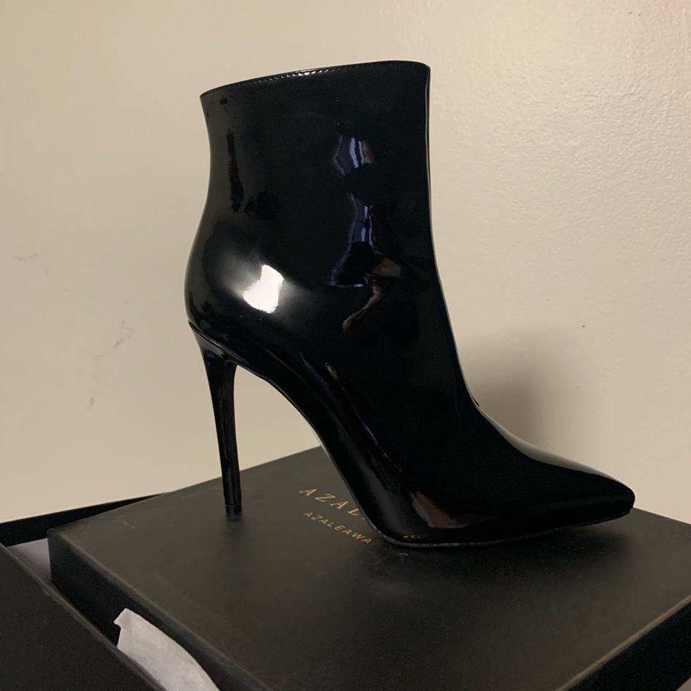 Sleek Patent Leather Pointed Toe Booties | Akira